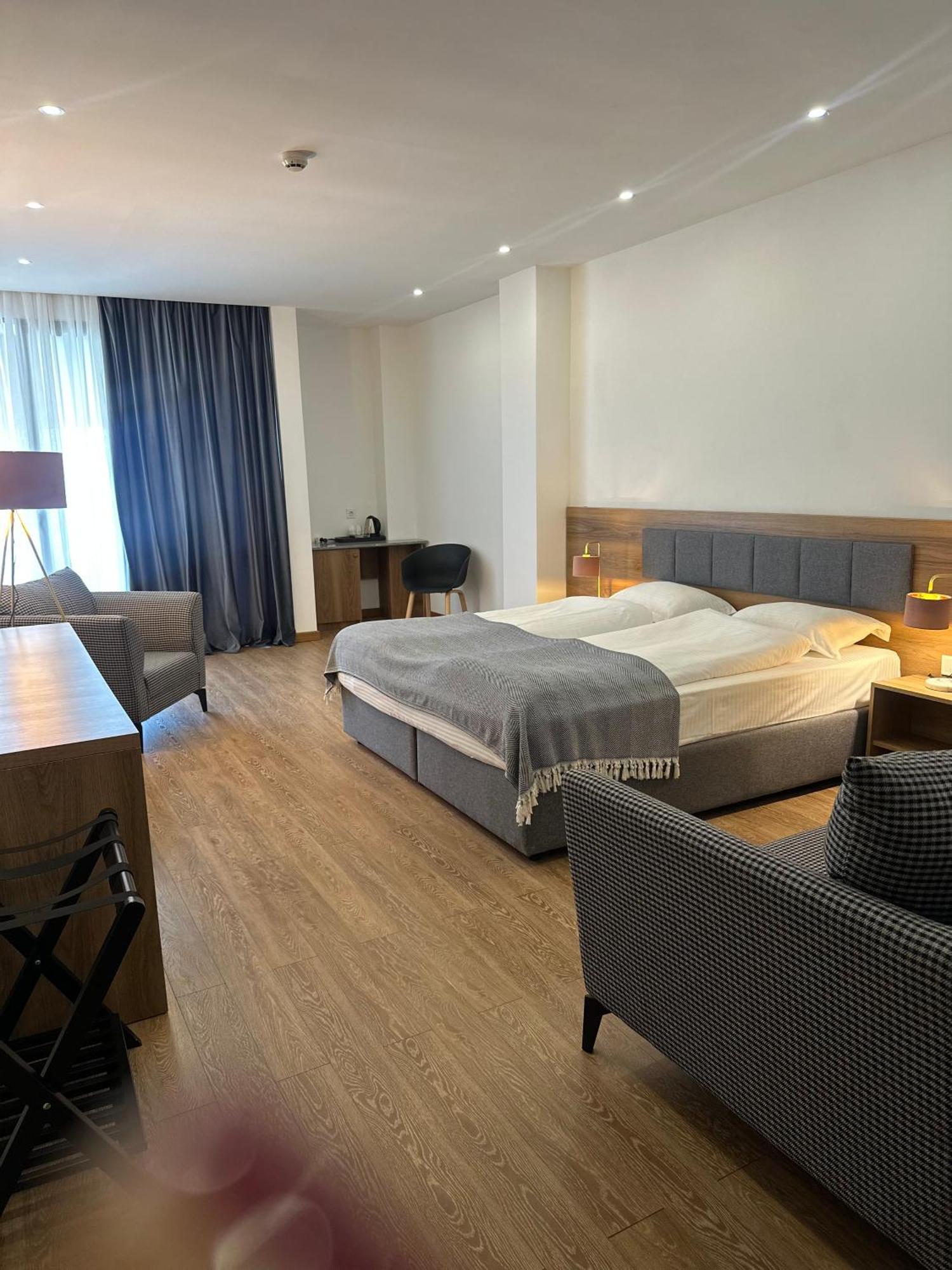 Hotel Homey Kobuleti ภายนอก รูปภาพ