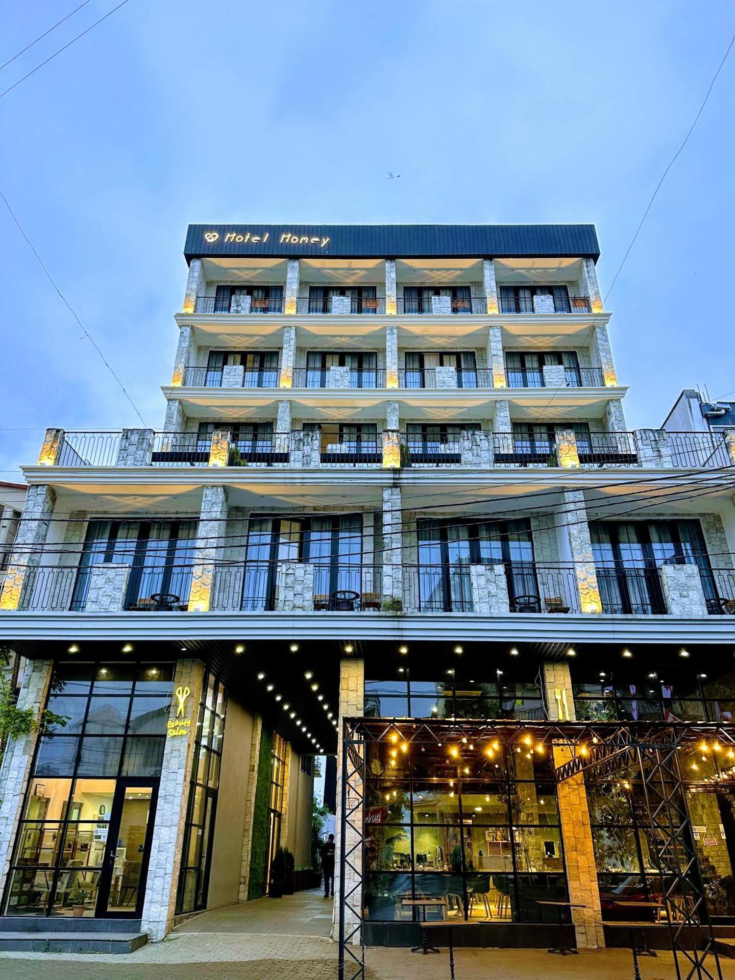 Hotel Homey Kobuleti ภายนอก รูปภาพ